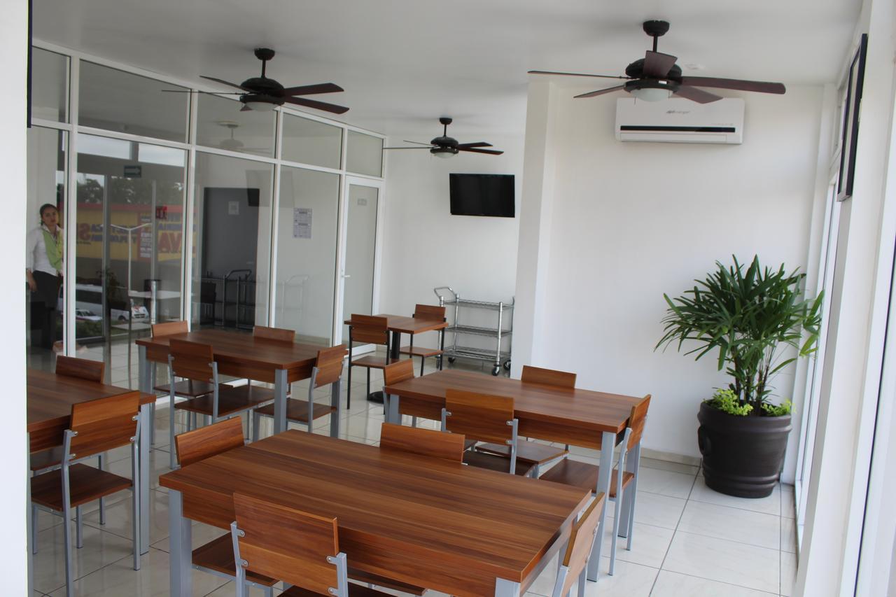 Minatitlán Kali Suites المظهر الخارجي الصورة